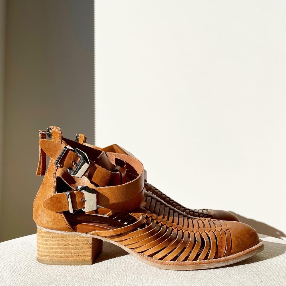 Jeffrey Campbell Stinson Camel boho booties, silver hardware, back zip size 9.5